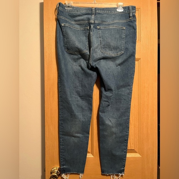 J Crew 10” Toothpick Straight Leg Denim Blue Jeans With Raw Hem Size 33 - Picture 7 of 10
